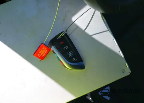 2023 BMW X4 xDrive30I z USA, uszkodzony, nr VIN 5UX33DT09P9S63695